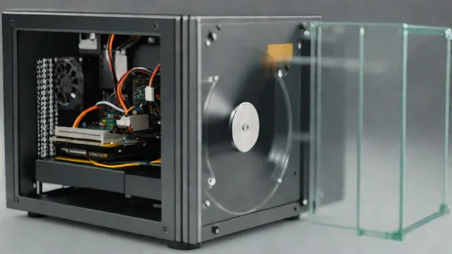 Desktop PC with a spinning HDD showing mechanical parts