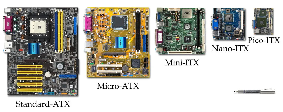 Caja de ordenador formato ATX abierta con placa base montada e iluminación interior.